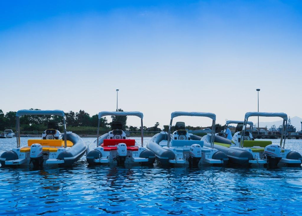 Gommoni Sea Boat al pontile